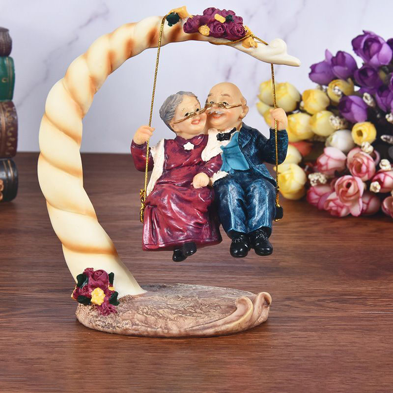 Resin Art Wedding Gift - Chinese Swing Old Couples Resin Figurines